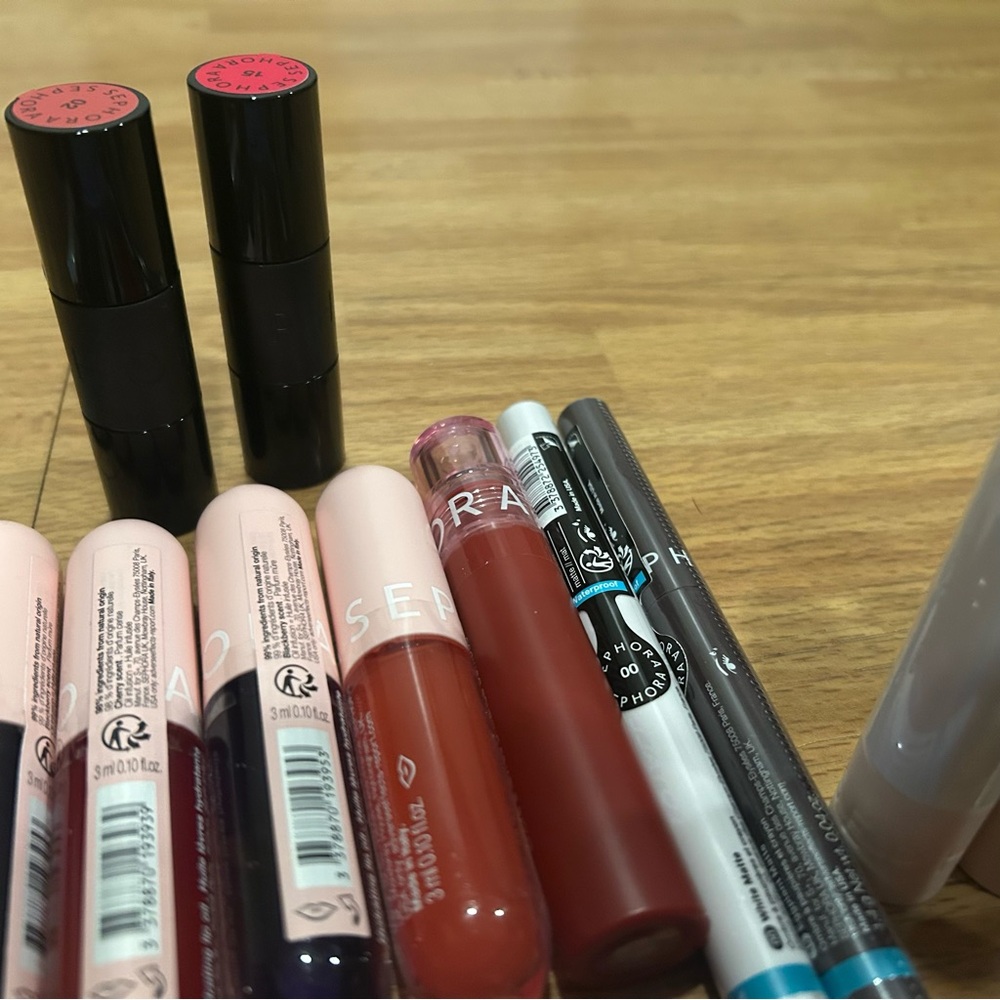 Sephora Makeup 40 pc bundle lipstick,lipgloss palette mascara +12 free masks - Picture 8 of 16